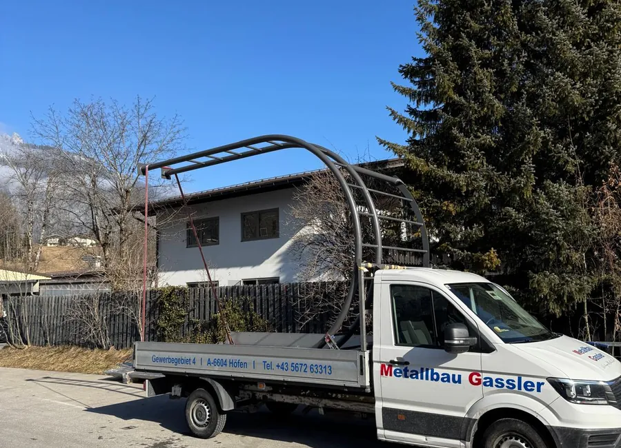 Montage einer Überdachung