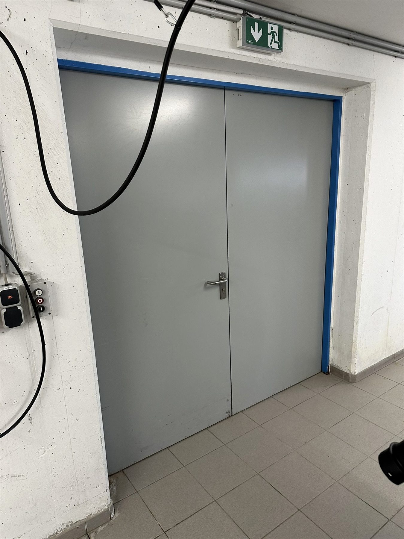 Stahltür im Innenbereich